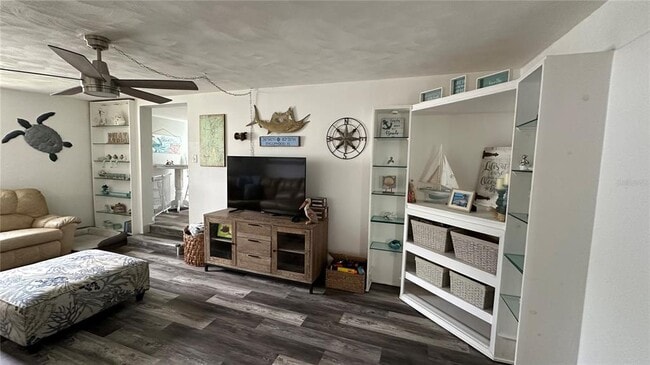 Photo - 526 Alta Vista