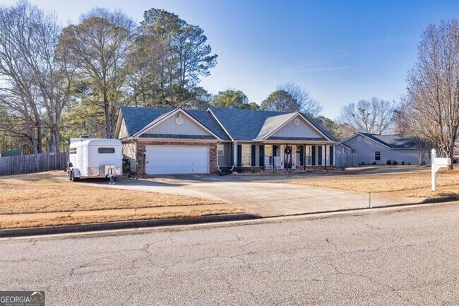 Photo - 520 Bryson Trail