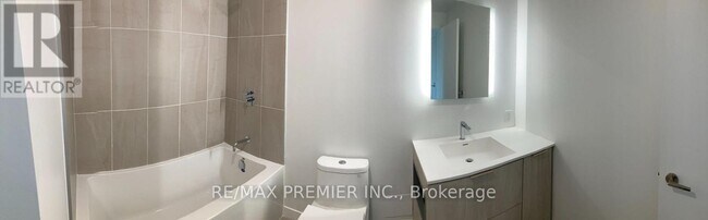 Photo - 185 Alberta Ave Unité 604