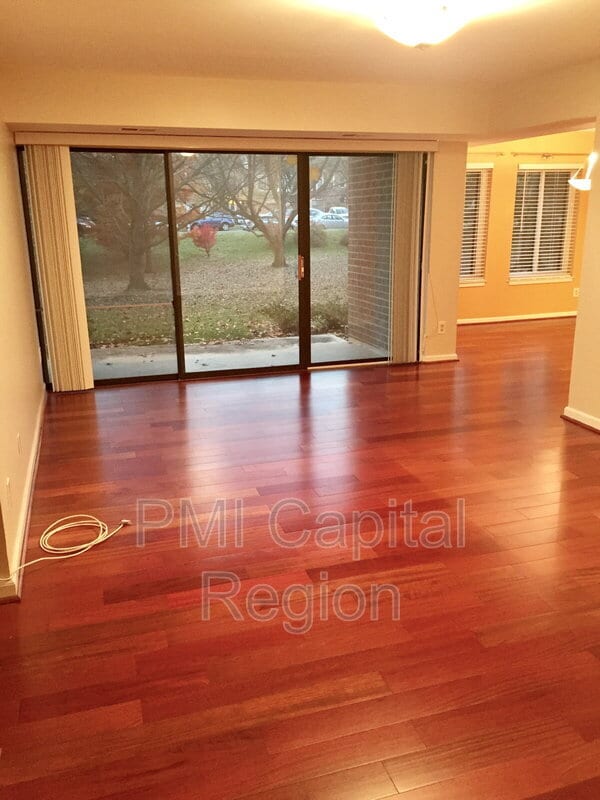 Photo - 5805 Edson Ln Unit Apt T2