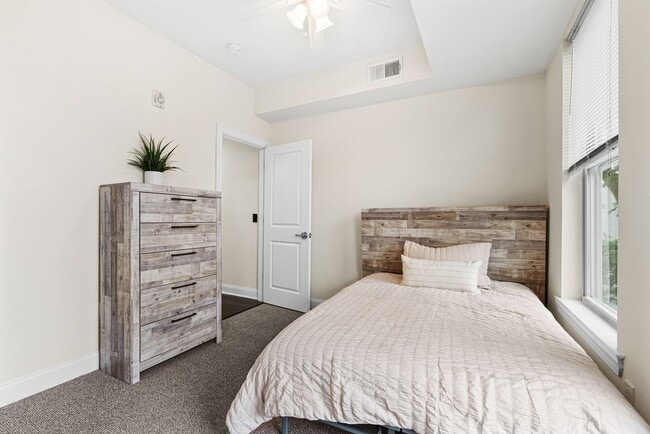 Photo - 1814 N 16th St Unit 3A