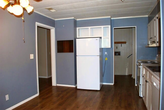 Photo - 3105 Pineview Dr SW