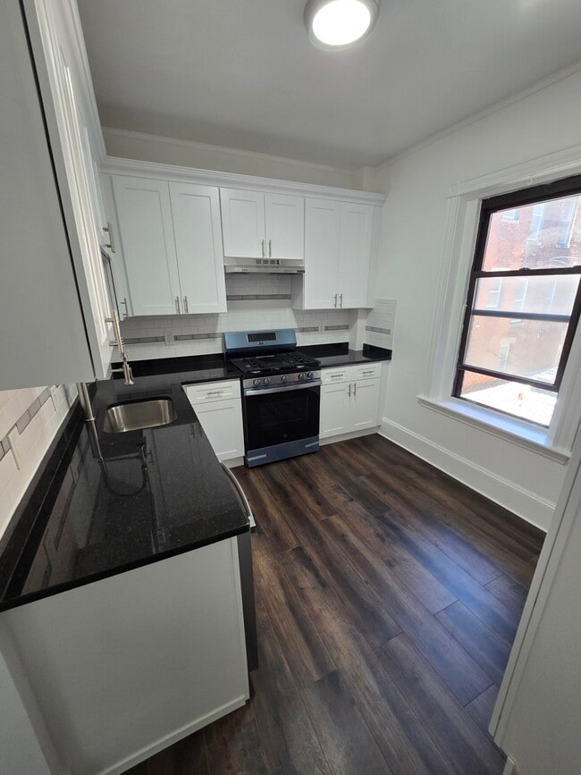 Photo - 239 Harvard Ave Unit 2