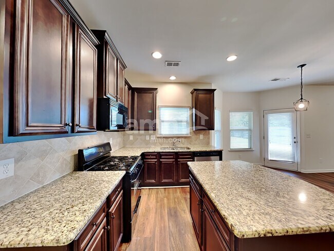 Photo - 4775 Carnegie Ct