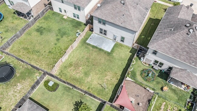 Building Photo - 19607 Whitehaven Mdw Trl