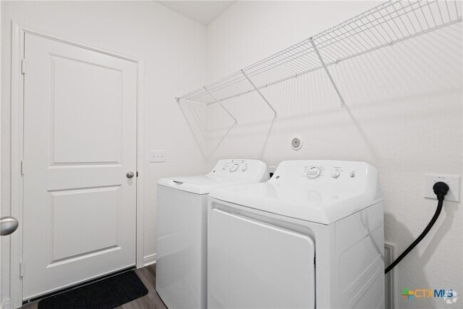 Building Photo - 1408 Almeda Rd Rental