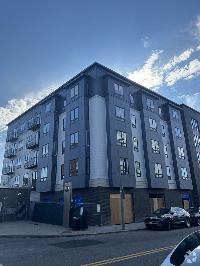 Building Photo - The Frances at Ashmont Flats Rental