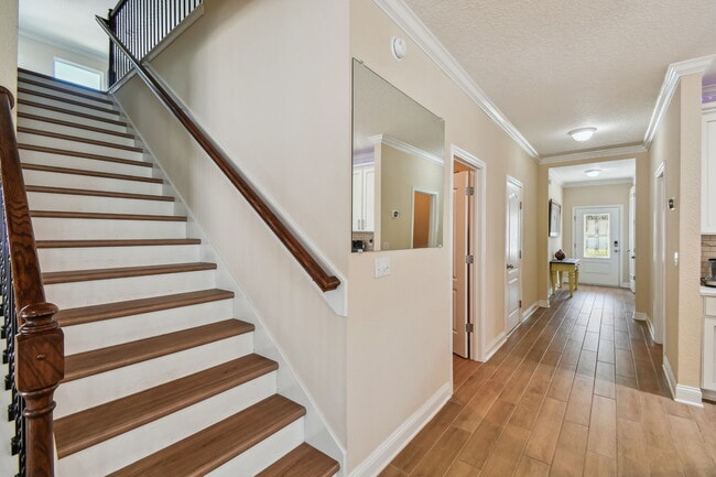 Photo - 629 Melrose Abbey Ln