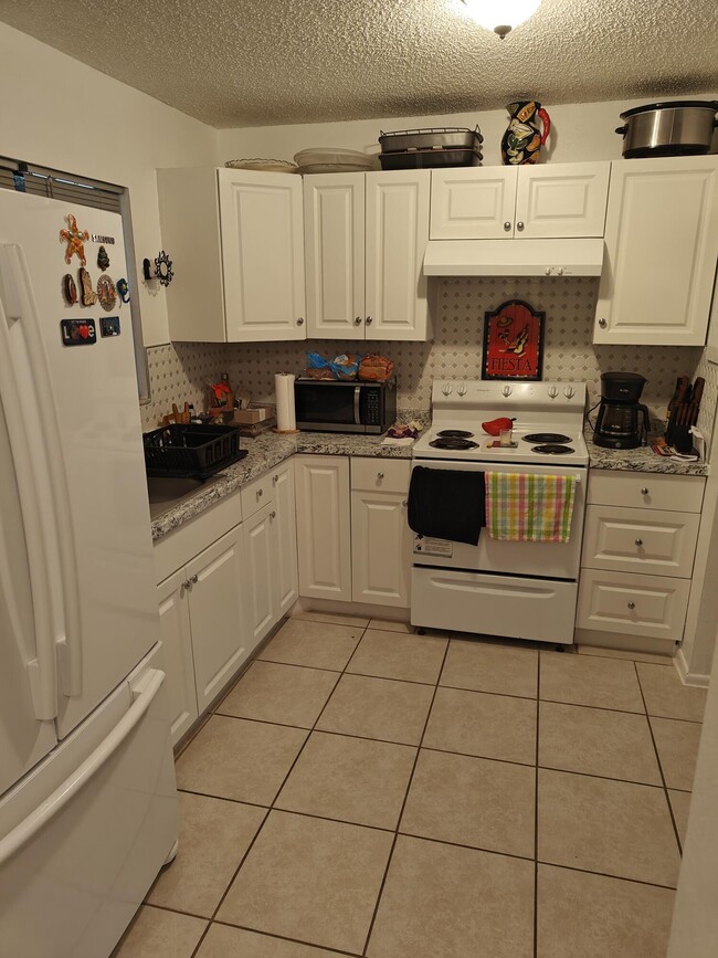 Photo - 410 Fernandina St NW