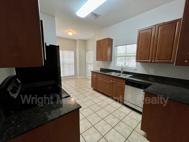 Photo - 8202 Downpatrick Ct