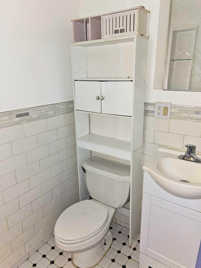Photo - 291 Linden Ave