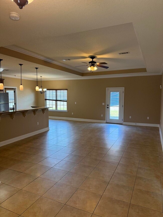 4555 Hermosa Rd