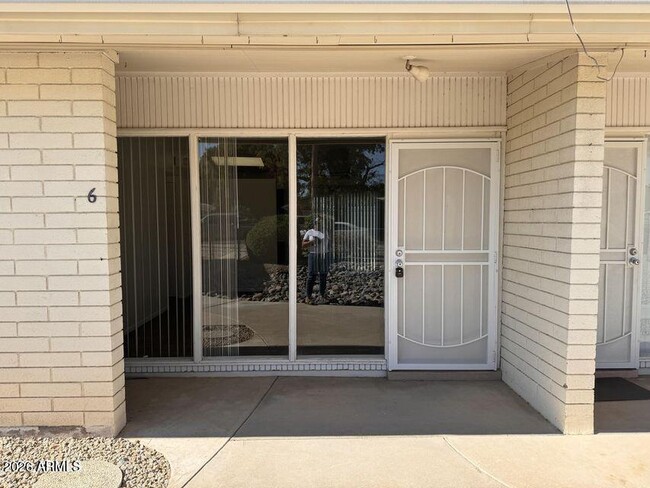 Building Photo - 2602 N 46th St Unit 6