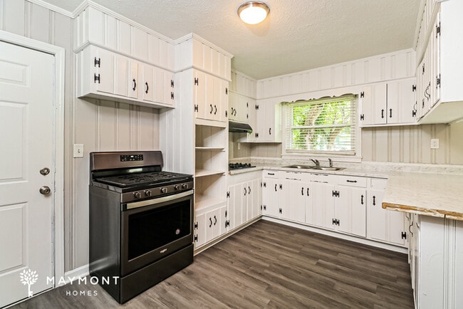 Photo - 1200 East Dr