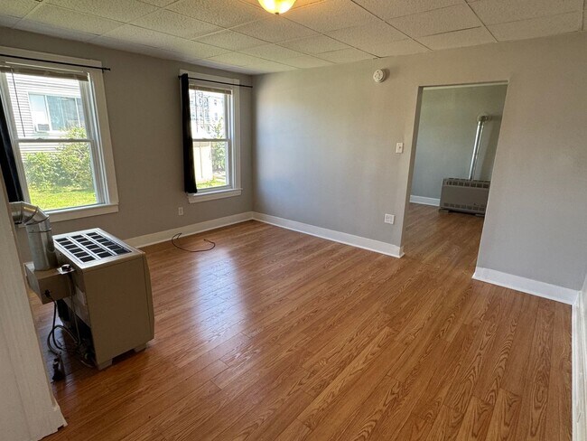 Photo - 141 Laurel St Unit 1