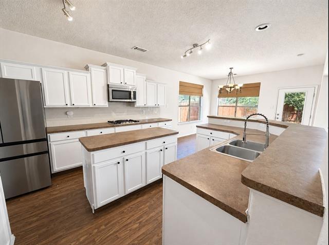 4420 Corner Brook Ln