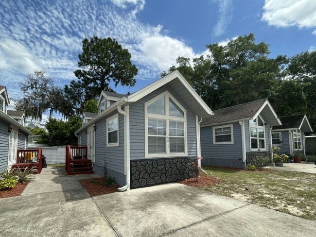 Building Photo - 36014 Sand Rd Rental