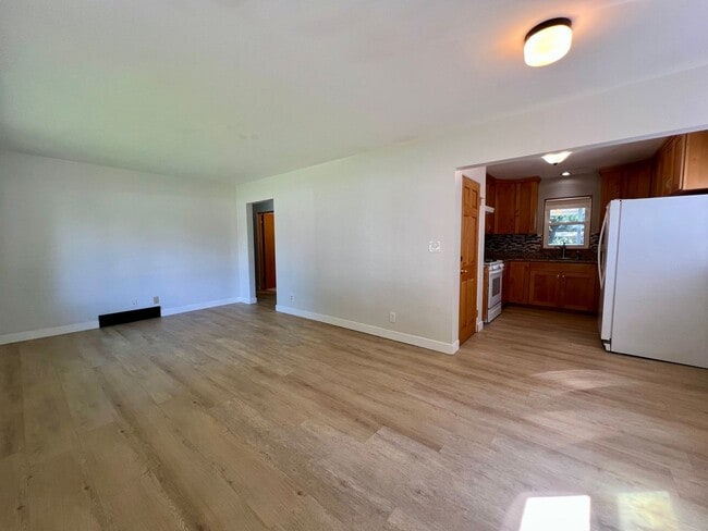 Photo - 4 bed 2 bath with big garage!