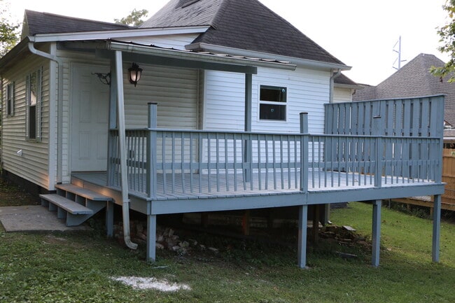 Photo - 1426 Harvey St