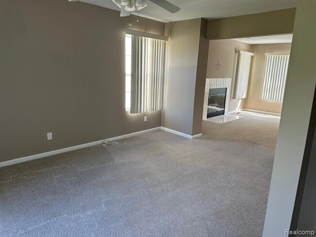 Photo - 1251 Otter Ave