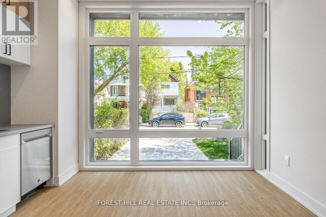 Photo - 124 Kenwood Ave