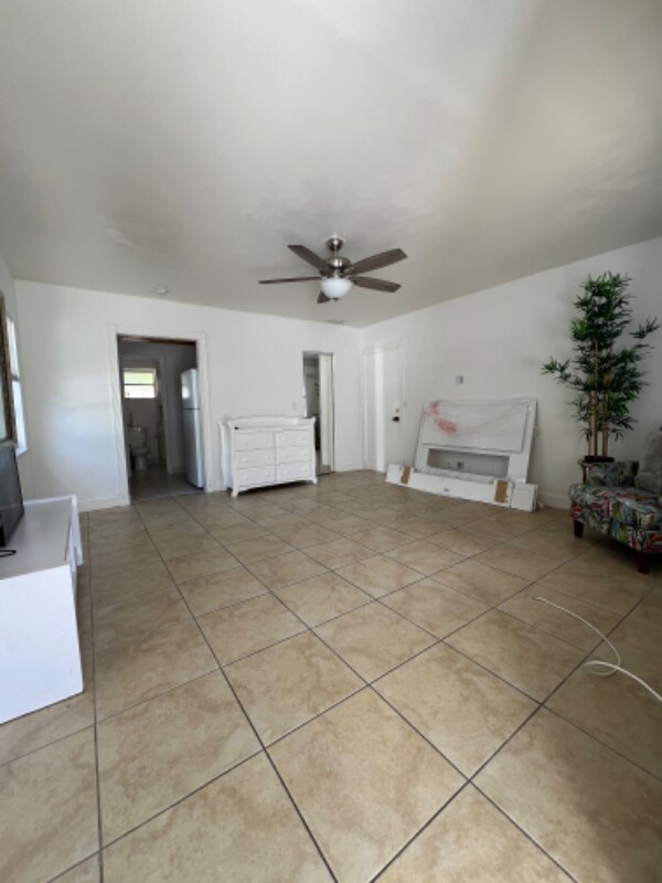 Photo - 231 SW 15th St