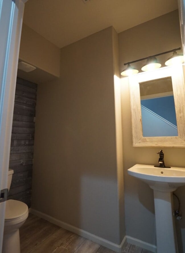 Photo - 13028 Grant Cir W