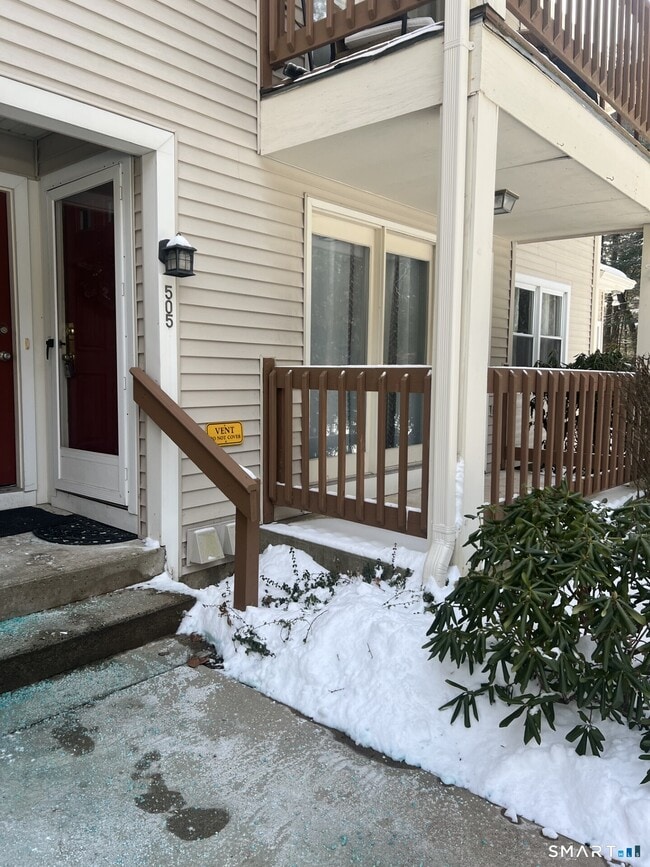 Photo - 505 Ashmead Cmns Unit 505