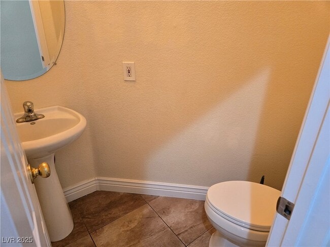 Building Photo - 221 Palmarosa St Rental