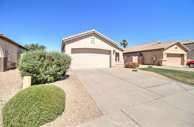 Photo - 1000 S Roanoke St