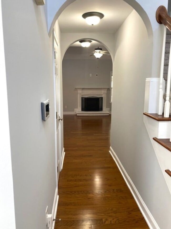 Photo - 4 Bedroom! Private Pool!