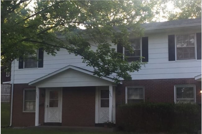 Building Photo - 2432 Cypress Dr Unit 2432 Rental