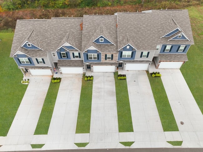 Photo - 135 Townsend