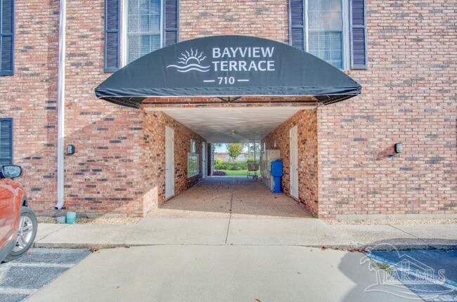 Photo - 710 Scenic Hwy Unit 323