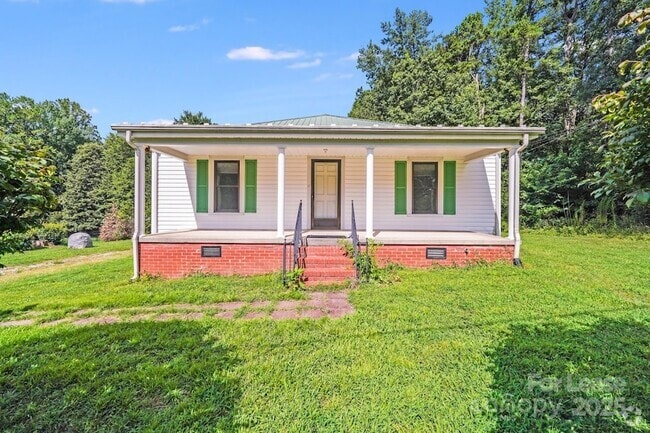 Building Photo - 5135 Tucker Ave Rental
