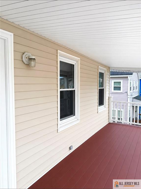 84 W Cherry St