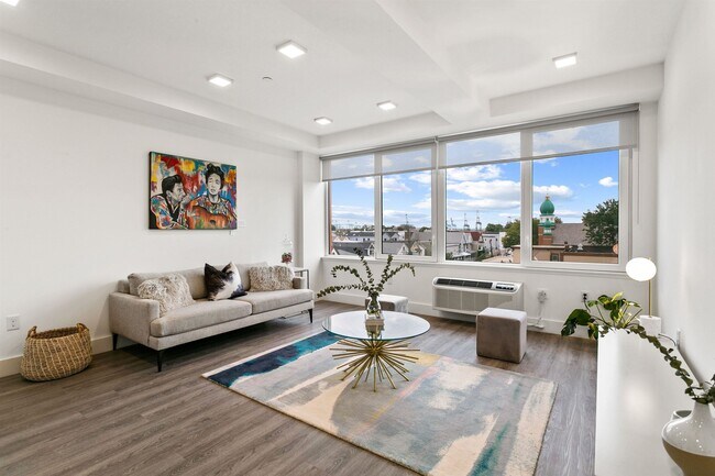Photo - 477 Broadway Unidad 202 Rental