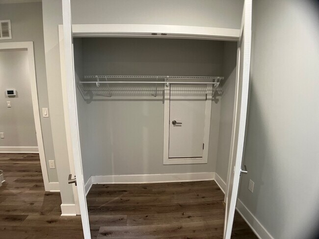 Photo - 1909 N 7th St