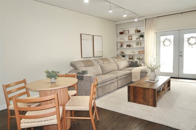 Photo - 14715 Barryknoll Ln Unidad 145