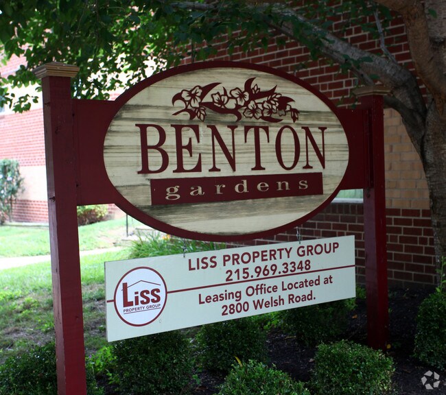 Photo - Benton Gardens