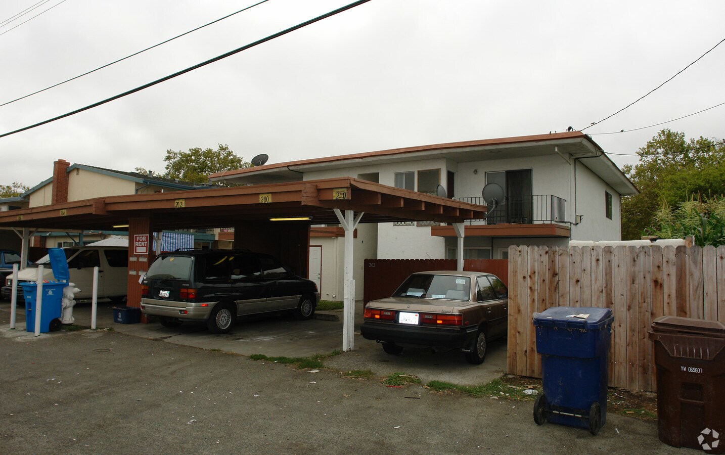 Photo - 200-208 Westwood St