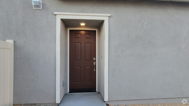 Building Photo - 44211 44th St Rental