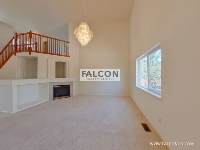 Photo - 6536 Graymont Dr