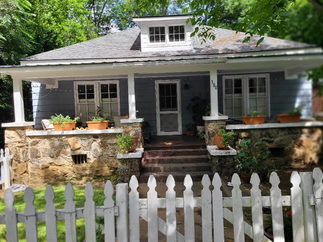 Photo - 380 Lyndon Ave Casa
