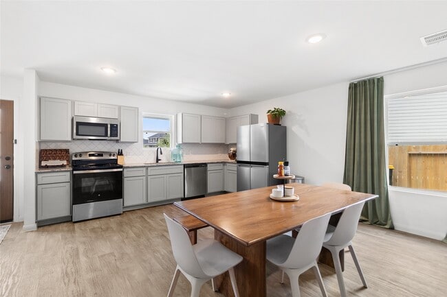 Photo - 9706 Marie Vlg Ct