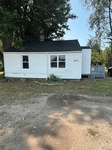 Photo - 4072 S Center Rd