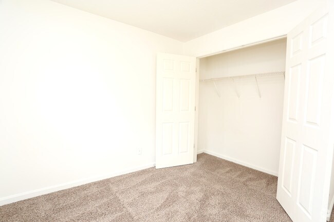 2BR - 1BA - 840 - Bedroom