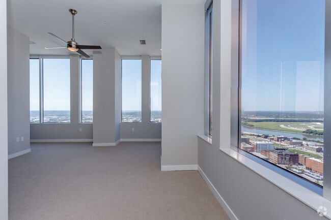 2BR, 2.5BA - 2,108 SF