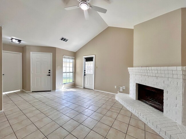 Photo - 510 Greenlawn Blvd