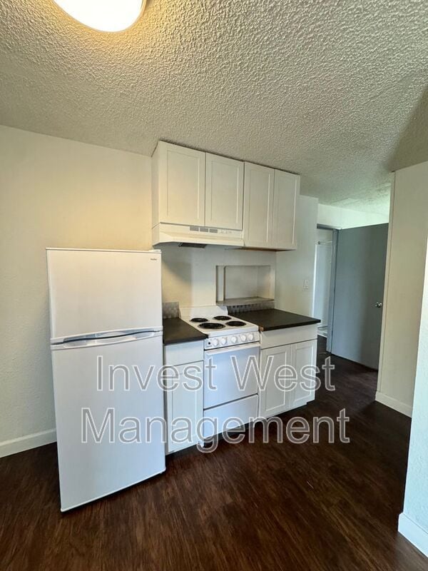 Photo - 1960-1933 33rd Ave Unidad 6B